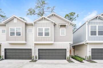 5117 Royal Heath Dr Houston, TX 77018